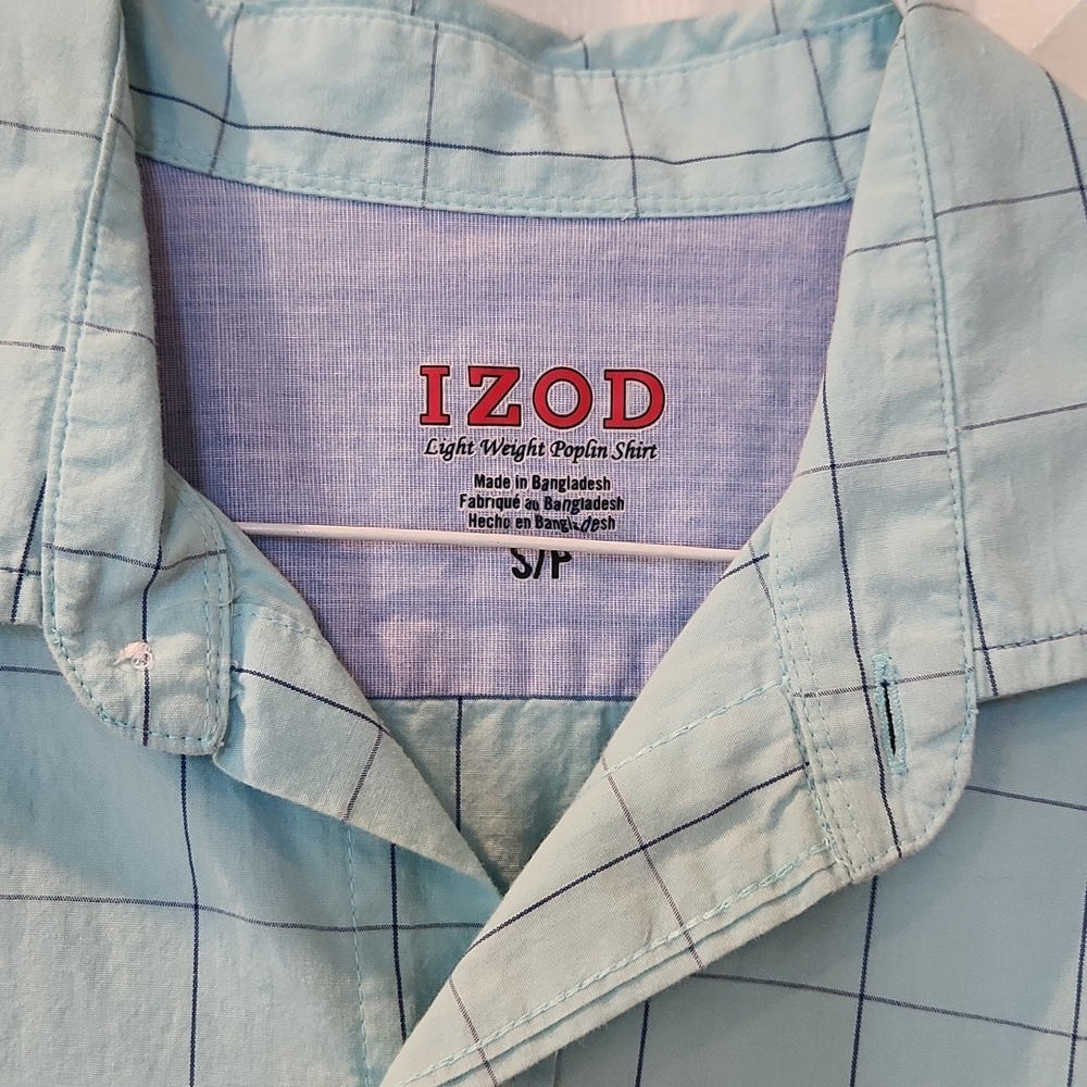 IZOD Men's Light Blue Shirt, Small - Picture 3 of 5